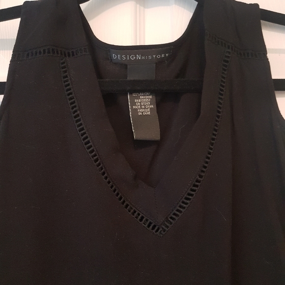 Black cold shoulder top - Picture 2 of 10